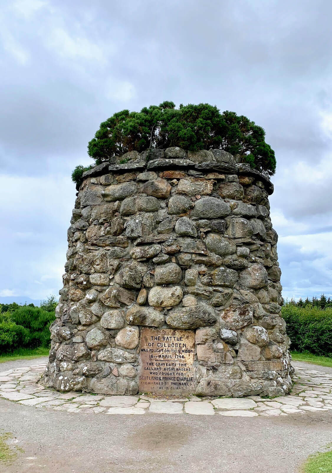 Culloden Battlefield memorial inscription